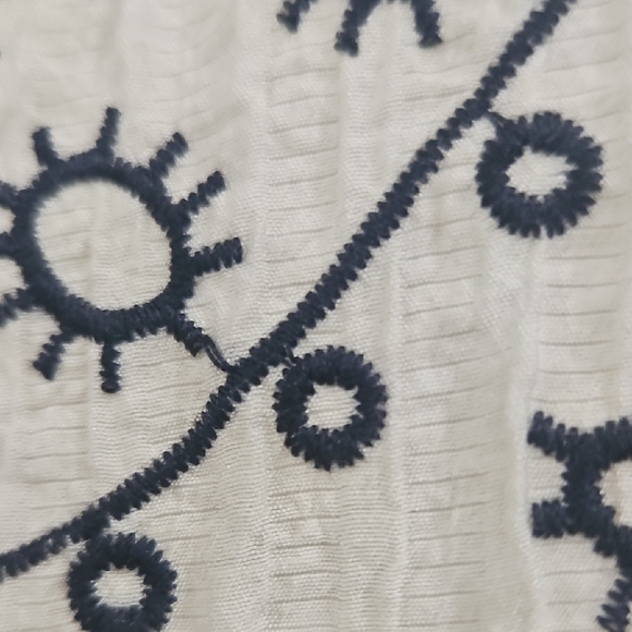 Mine Cream Ruffled Bib Collar Blouse - Picture 6 of 9